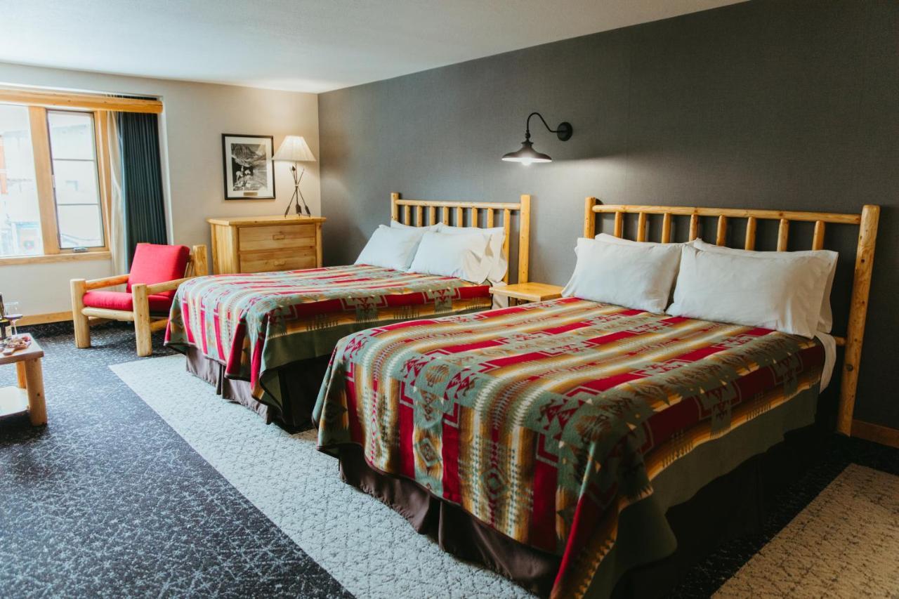 Brewster Mountain Lodge Banff Buitenkant foto