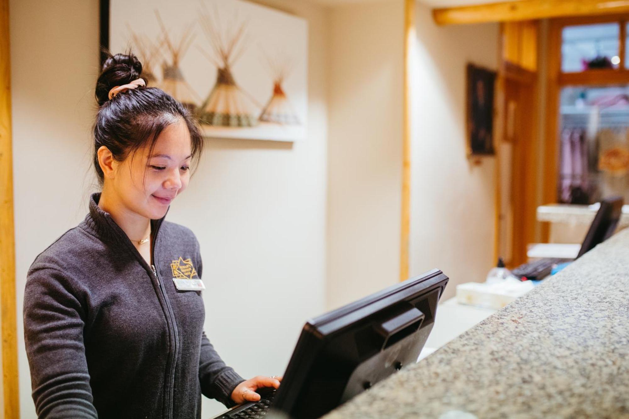 Brewster Mountain Lodge Banff Buitenkant foto