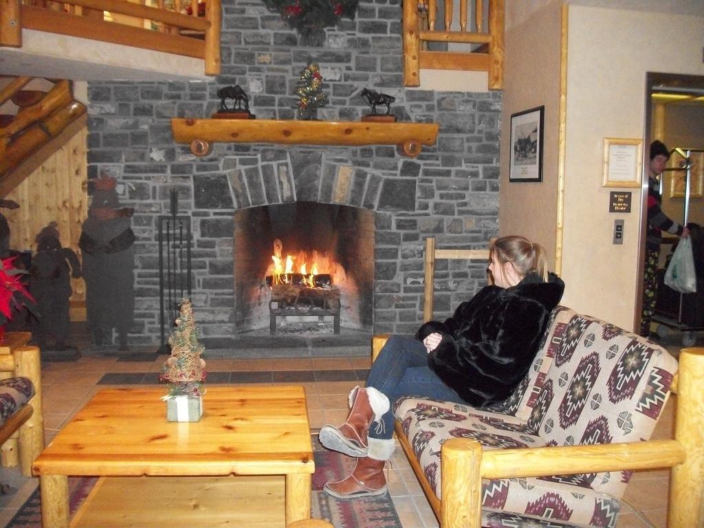Brewster Mountain Lodge Banff Buitenkant foto